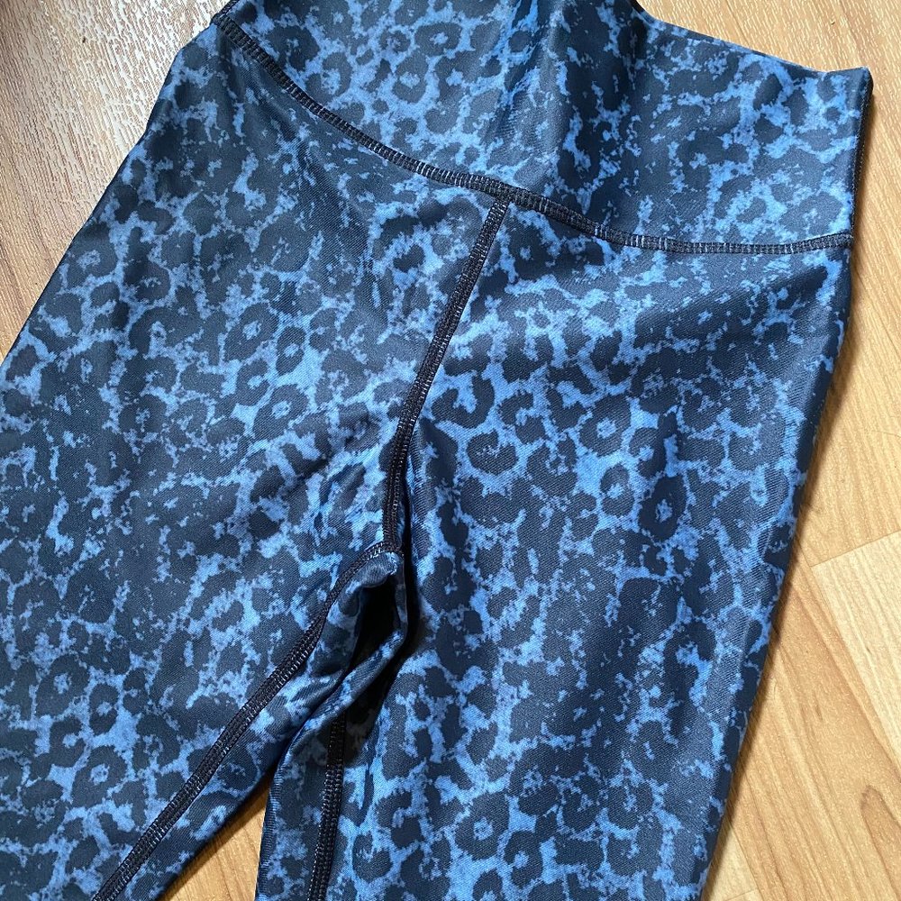 Women's ZYIA Active Leggings - Picture 2 of 5
